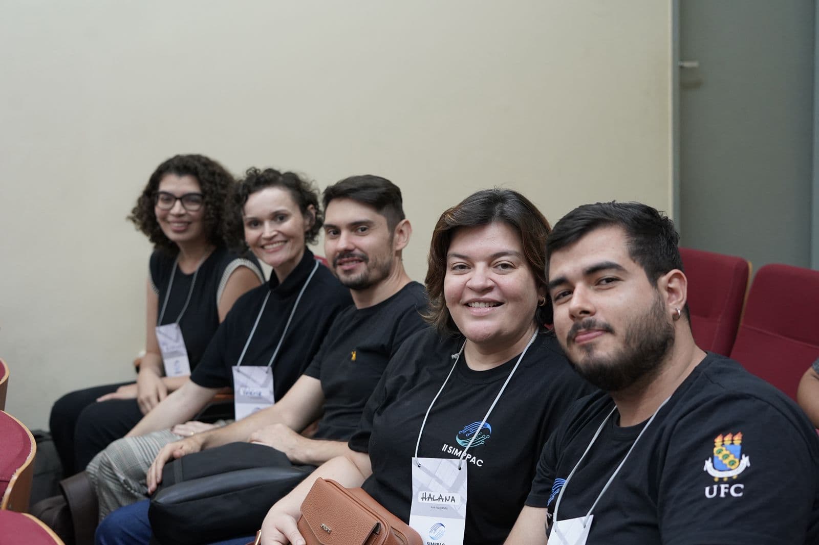 Imagem de garoto sorrindo na primeira edição do SIMPPAC